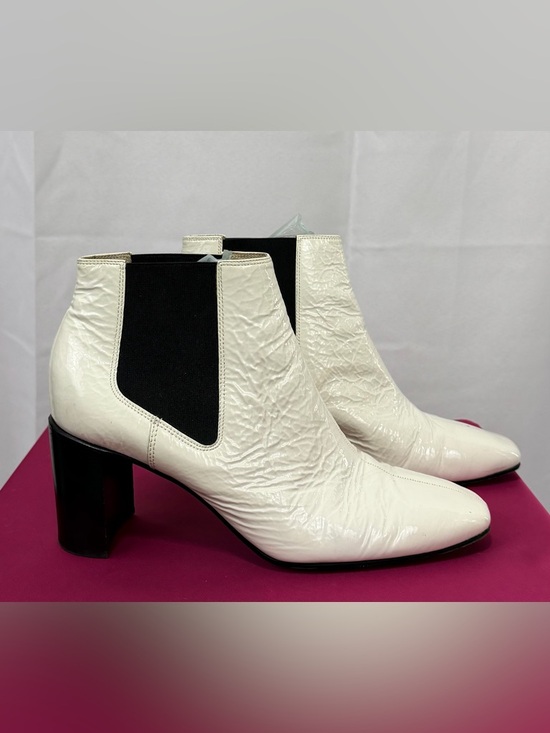 rag & bone Shoes - rag & bone Off White Patent Chelsea Crinkle Slip On Booties w/ Black Elastic. 39